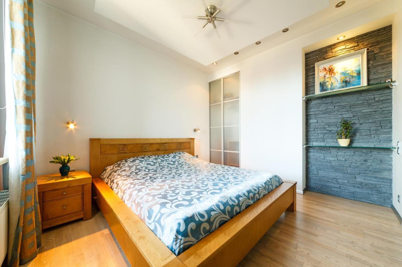 Căn hộ Brivibas Lux *